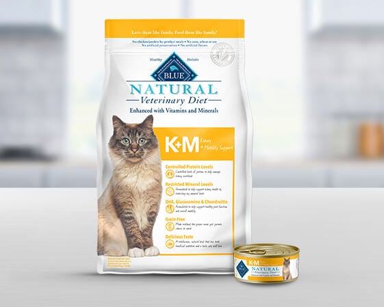 dry cat food bag and wet cat food can product image
