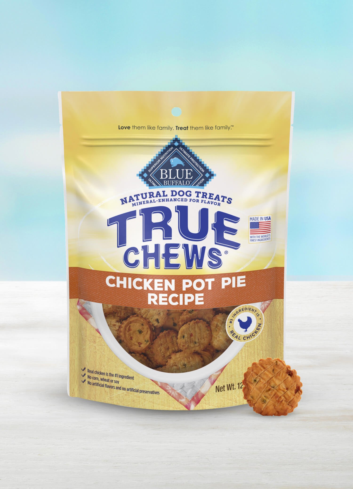 blue true chews premium treats with real chicken, peas & carrots dog treats